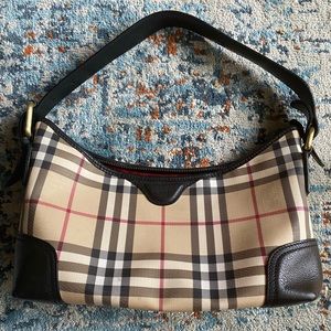 Burberry Purse/Bag